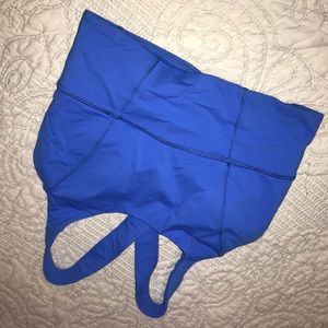 Size 6 lululemon midi sports bra